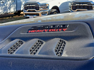 2026 RAM Ram 2500 RAM 2500 BLACK EXPRESS CREW CAB 4X4 6'4' BOX