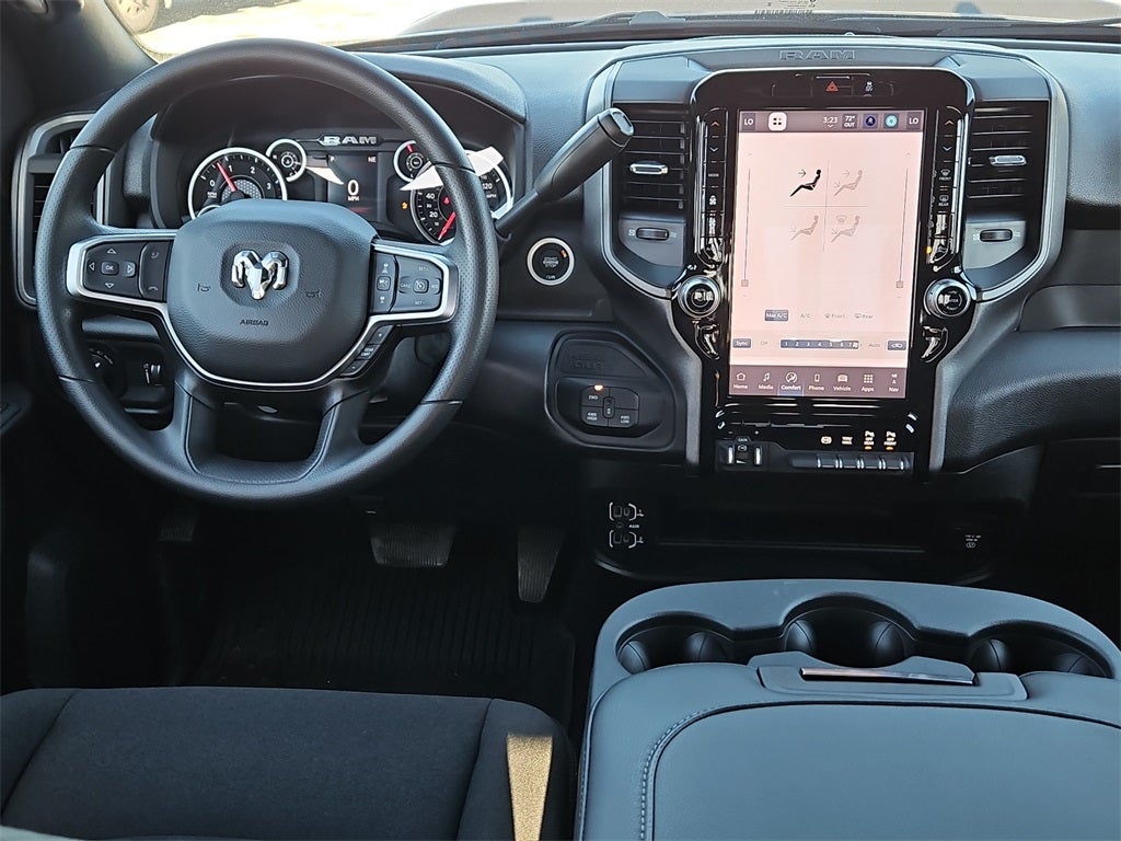 2026 RAM Ram 2500 RAM 2500 BLACK EXPRESS CREW CAB 4X4 6'4' BOX