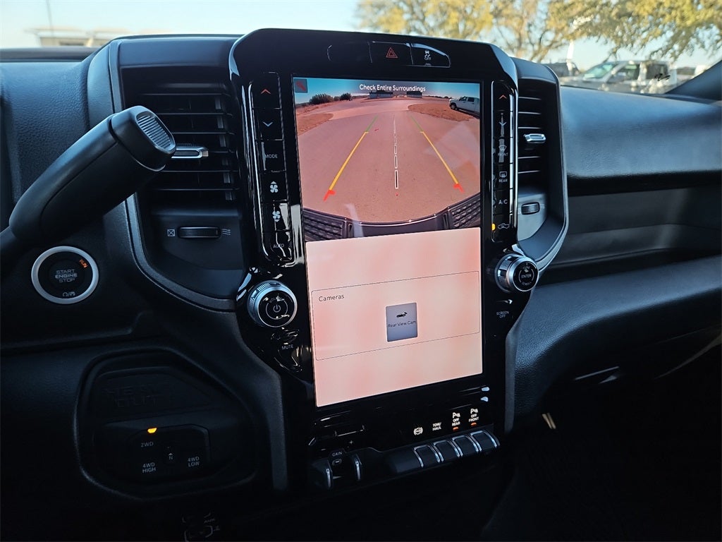 2026 RAM Ram 2500 RAM 2500 BLACK EXPRESS CREW CAB 4X4 6'4' BOX