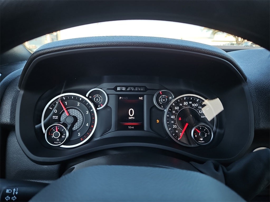 2026 RAM Ram 2500 RAM 2500 BLACK EXPRESS CREW CAB 4X4 6'4' BOX