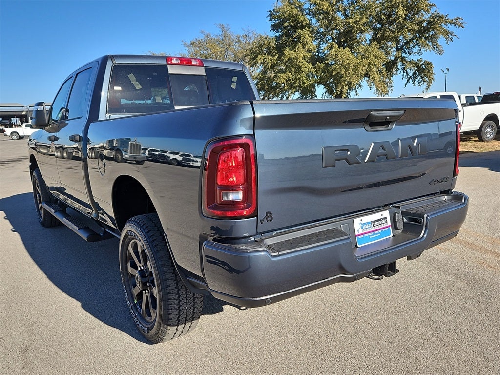 2026 RAM Ram 2500 RAM 2500 BLACK EXPRESS CREW CAB 4X4 6'4' BOX