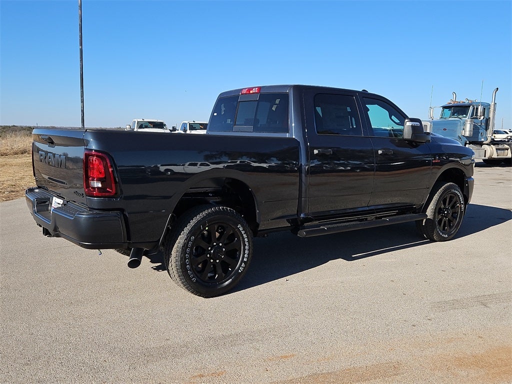 2026 RAM Ram 2500 RAM 2500 BLACK EXPRESS CREW CAB 4X4 6'4' BOX