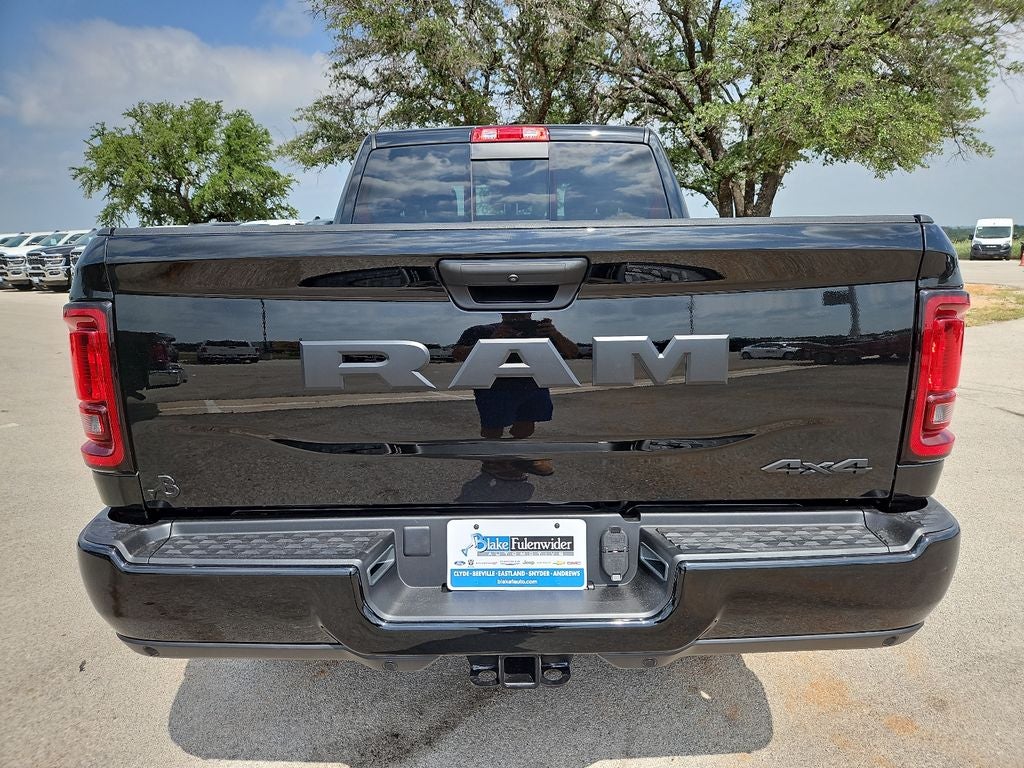 2026 RAM 2500 RAM 2500 BLACK EXPRESS CREW CAB 4X4 6'4' BOX