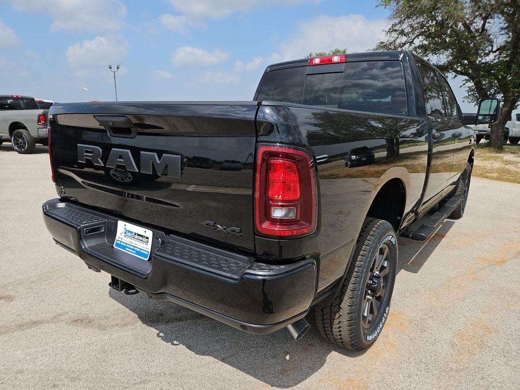 2026 RAM 2500 RAM 2500 BLACK EXPRESS CREW CAB 4X4 6'4' BOX