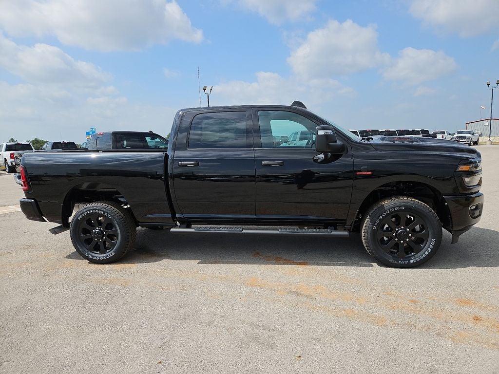 2026 RAM 2500 RAM 2500 BLACK EXPRESS CREW CAB 4X4 6'4' BOX