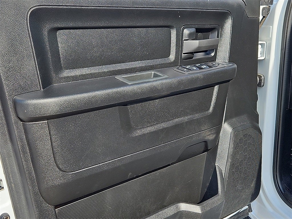 2024 RAM 2500 Tradesman Crew Cab 4x4 6'4' Box