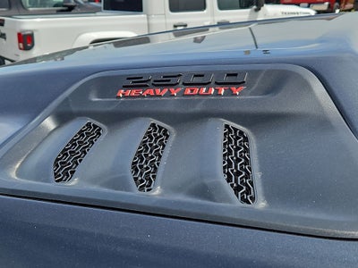 2026 RAM 2500 RAM 2500 BLACK EXPRESS CREW CAB 4X4 6'4' BOX