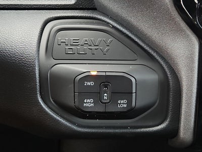 2026 RAM 2500 RAM 2500 BLACK EXPRESS CREW CAB 4X4 6'4' BOX