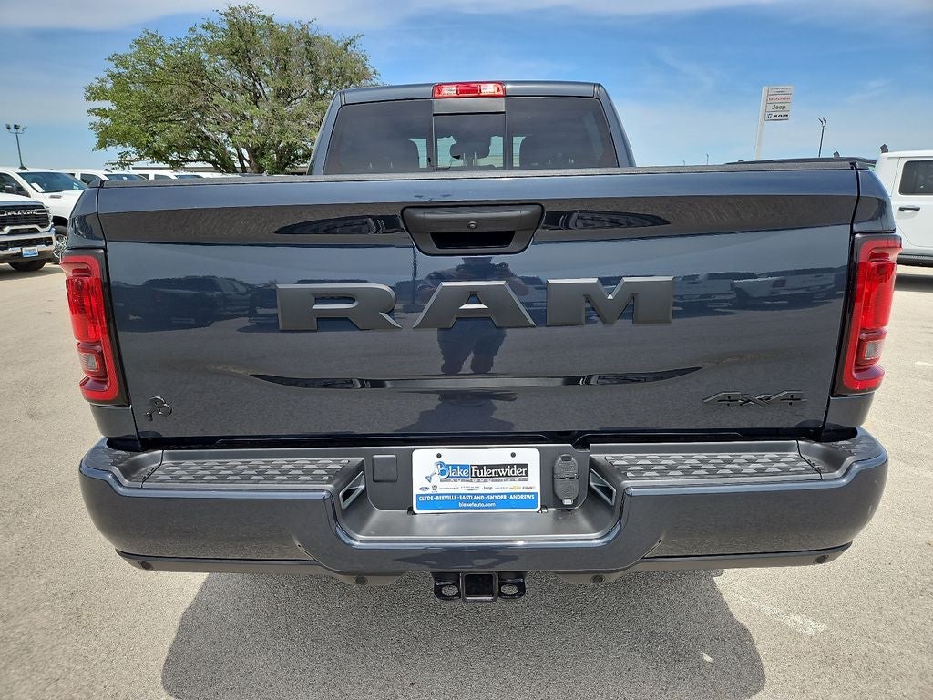 2026 RAM 2500 RAM 2500 BLACK EXPRESS CREW CAB 4X4 6'4' BOX
