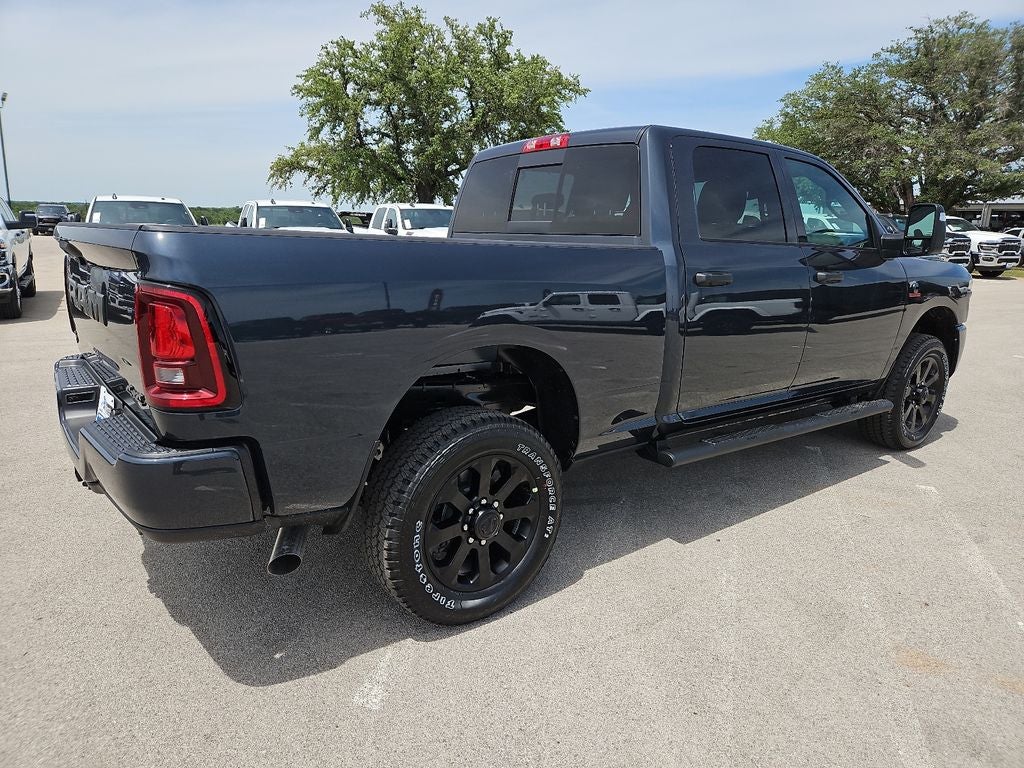 2026 RAM 2500 RAM 2500 BLACK EXPRESS CREW CAB 4X4 6'4' BOX