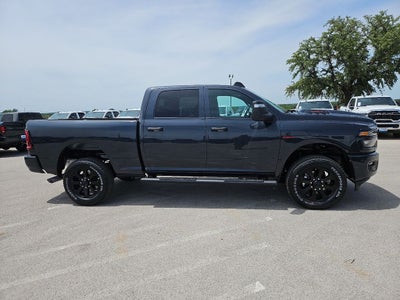 2026 RAM 2500 RAM 2500 BLACK EXPRESS CREW CAB 4X4 6'4' BOX