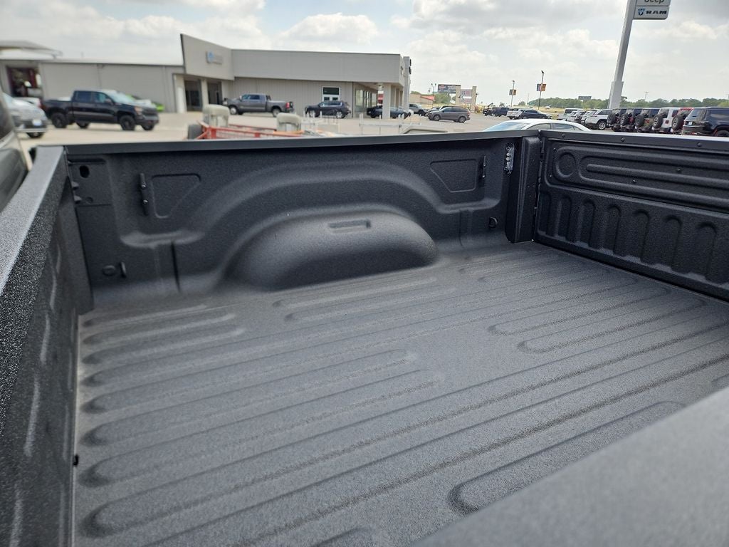 2026 RAM 2500 RAM 2500 BLACK EXPRESS CREW CAB 4X4 6'4' BOX