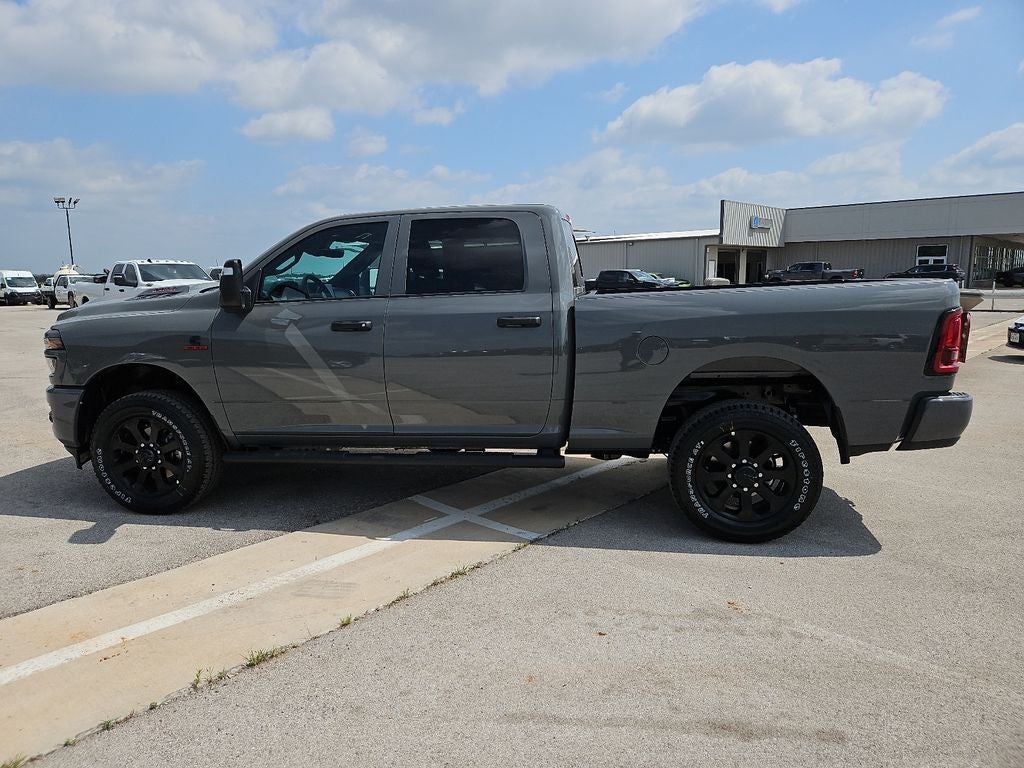 2026 RAM 2500 RAM 2500 BLACK EXPRESS CREW CAB 4X4 6'4' BOX