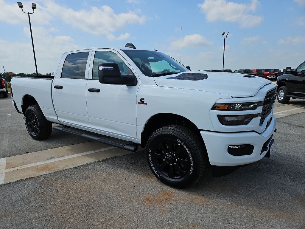 2026 RAM 2500 RAM 2500 BLACK EXPRESS CREW CAB 4X4 6'4' BOX