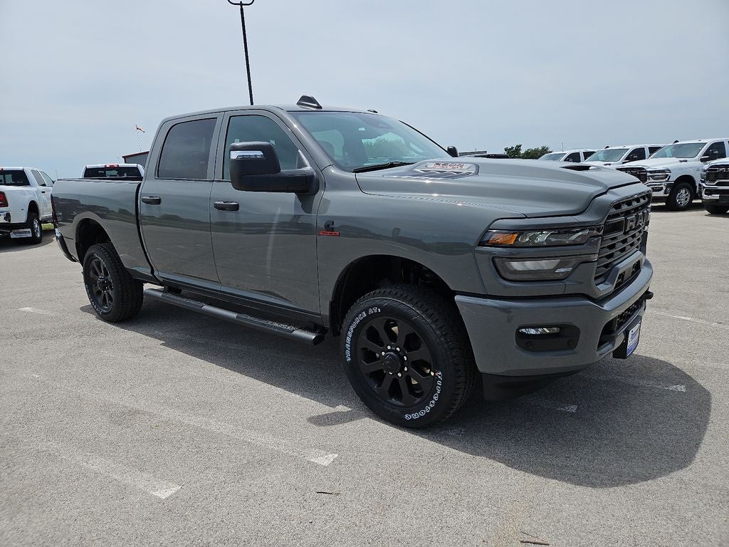 2026 RAM 2500 RAM 2500 BLACK EXPRESS CREW CAB 4X4 6'4' BOX
