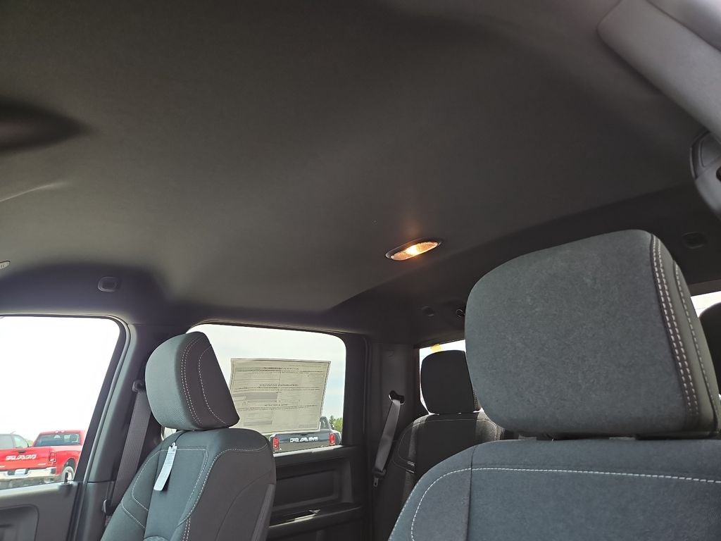 2026 RAM 2500 RAM 2500 BLACK EXPRESS CREW CAB 4X4 6'4' BOX