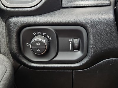 2026 RAM 2500 RAM 2500 BLACK EXPRESS CREW CAB 4X4 6'4' BOX