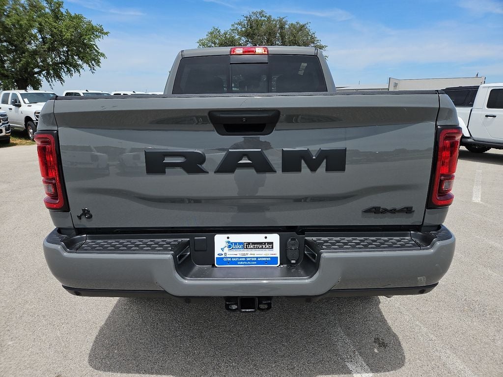 2026 RAM 2500 RAM 2500 BLACK EXPRESS CREW CAB 4X4 6'4' BOX