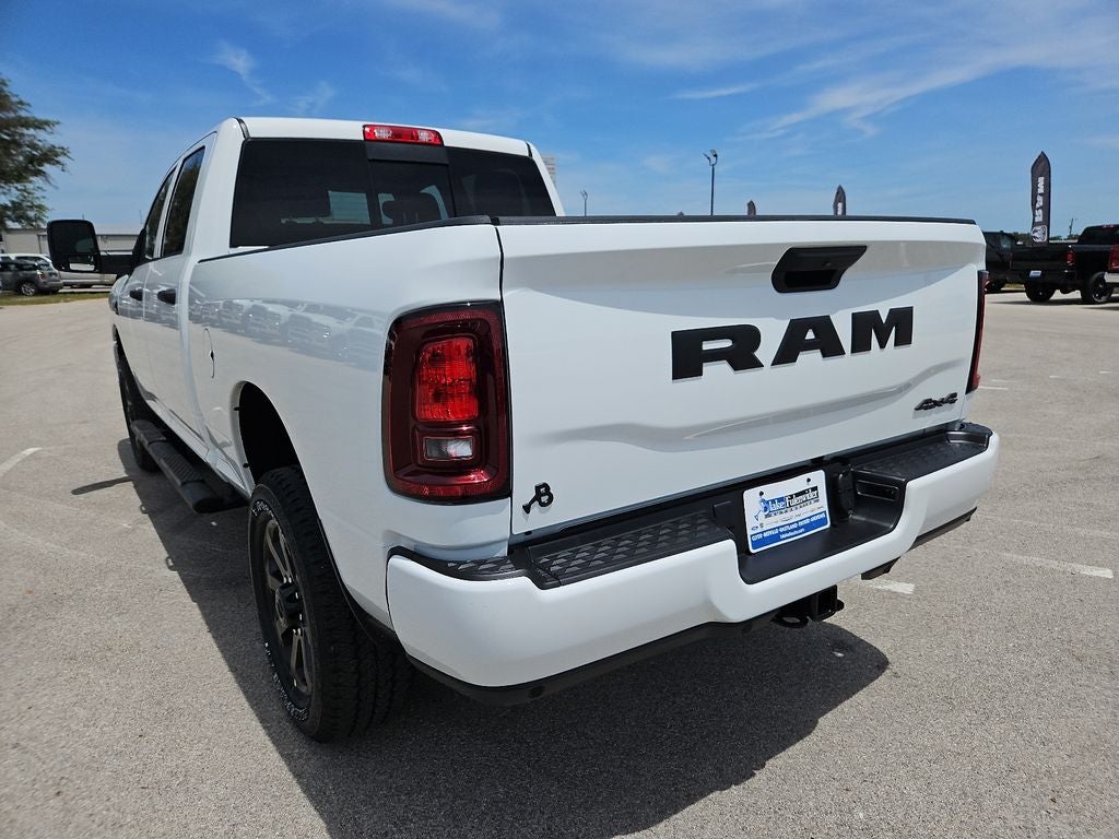 2026 RAM 2500 RAM 2500 BLACK EXPRESS CREW CAB 4X4 6'4' BOX