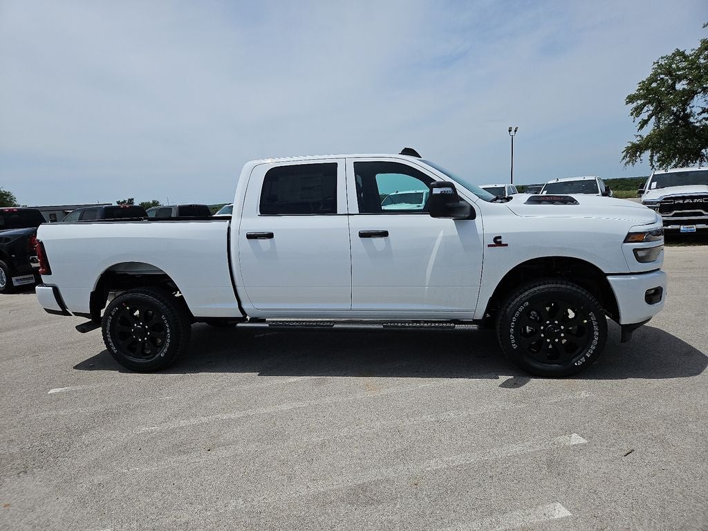 2026 RAM 2500 RAM 2500 BLACK EXPRESS CREW CAB 4X4 6'4' BOX