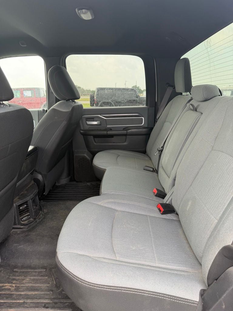 2022 RAM 2500 Big Horn Crew Cab 4x4 6'4' Box