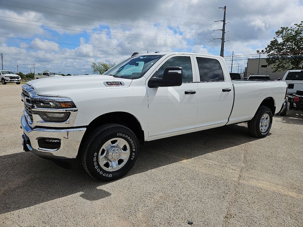 2026 RAM 2500 RAM 2500 TRADESMAN CREW CAB 4X4 8' BOX