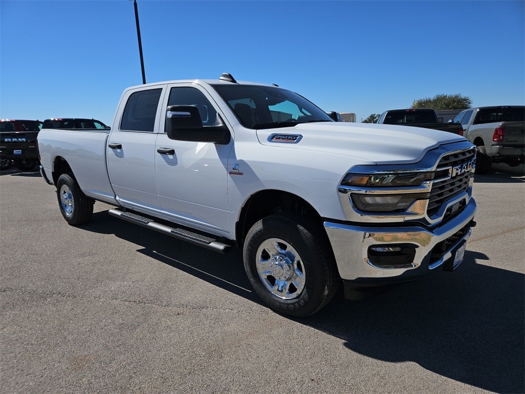 2026 RAM Ram 2500 RAM 2500 TRADESMAN CREW CAB 4X4 8' BOX