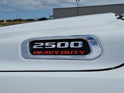 2027 RAM 2500 RAM 2500 TRADESMAN CREW CAB 4X4 8' BOX