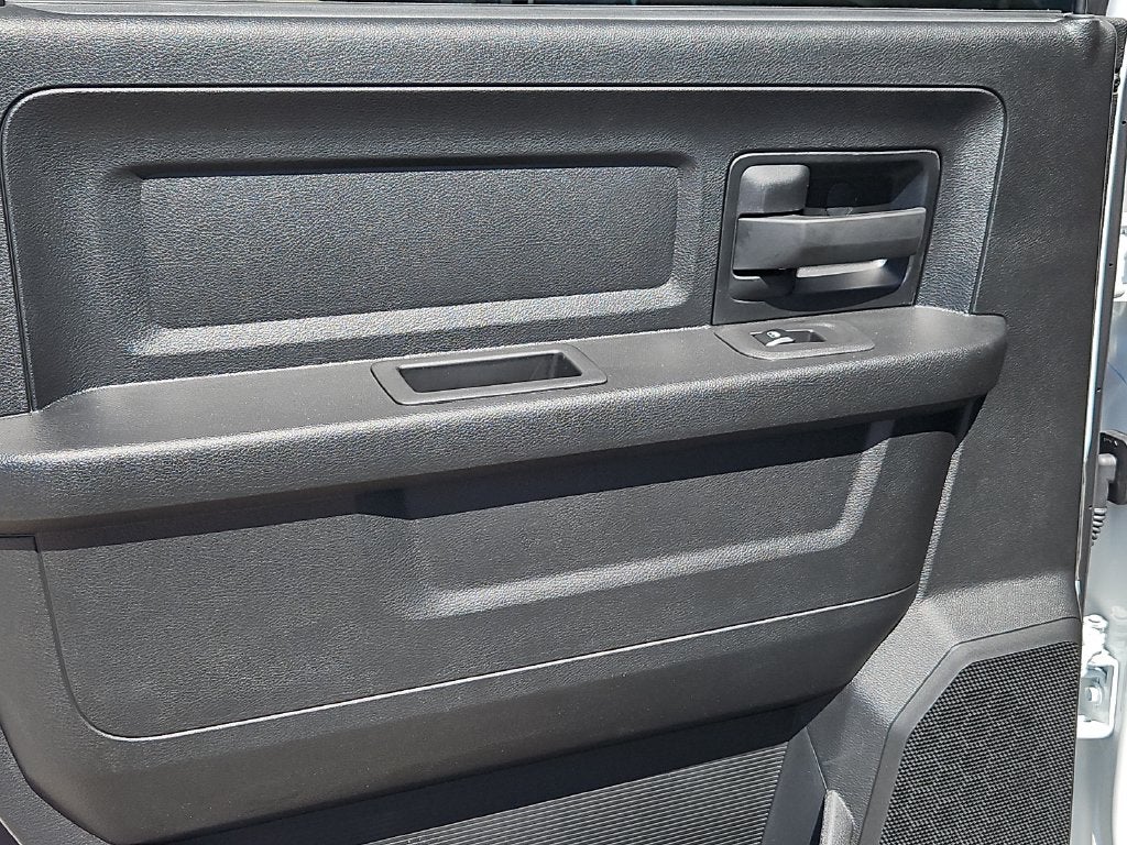 2027 RAM 2500 RAM 2500 TRADESMAN CREW CAB 4X4 8' BOX