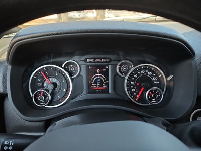 2027 RAM 2500 RAM 2500 TRADESMAN CREW CAB 4X4 8' BOX