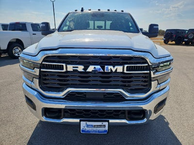2027 RAM 2500 RAM 2500 TRADESMAN CREW CAB 4X4 8' BOX