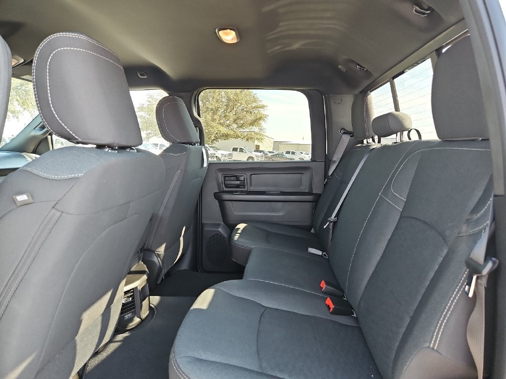 2027 RAM 2500 RAM 2500 TRADESMAN CREW CAB 4X4 8' BOX