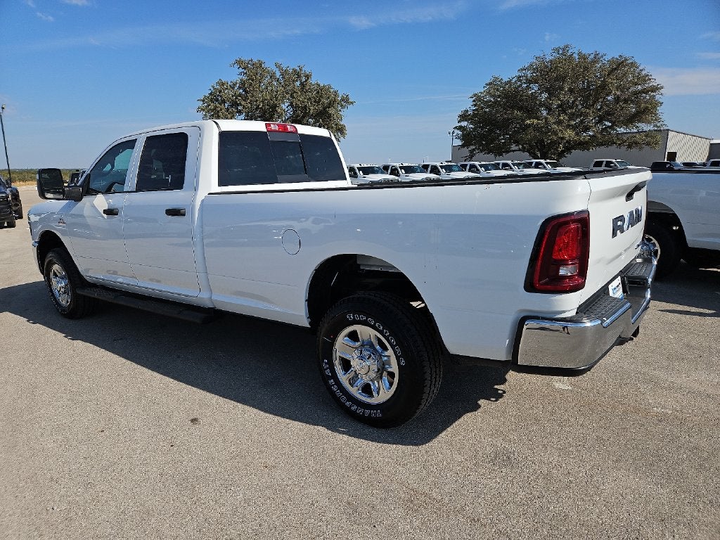 2027 RAM 2500 RAM 2500 TRADESMAN CREW CAB 4X4 8' BOX
