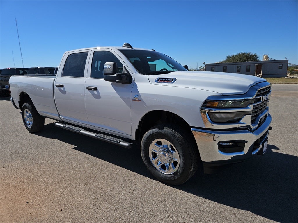 2026 RAM Ram 2500 RAM 2500 TRADESMAN CREW CAB 4X4 8' BOX