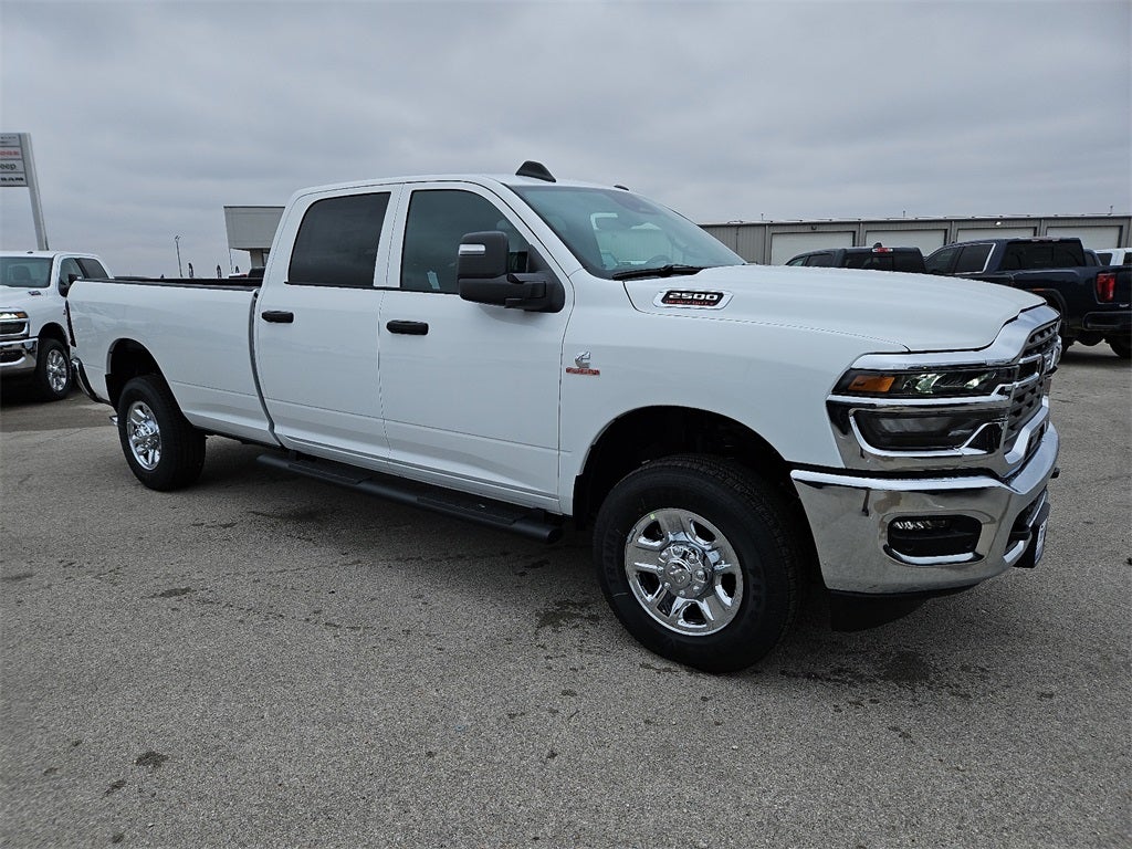 2026 RAM Ram 2500 RAM 2500 TRADESMAN CREW CAB 4X4 8' BOX