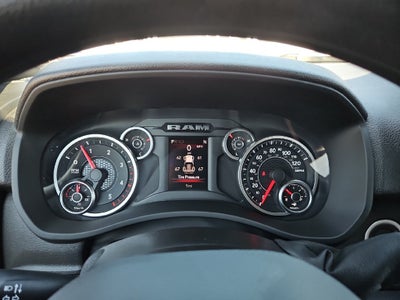 2027 RAM 2500 RAM 2500 TRADESMAN CREW CAB 4X4 8' BOX