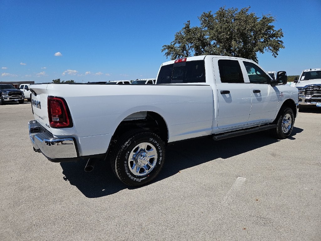 2027 RAM 2500 RAM 2500 TRADESMAN CREW CAB 4X4 8' BOX