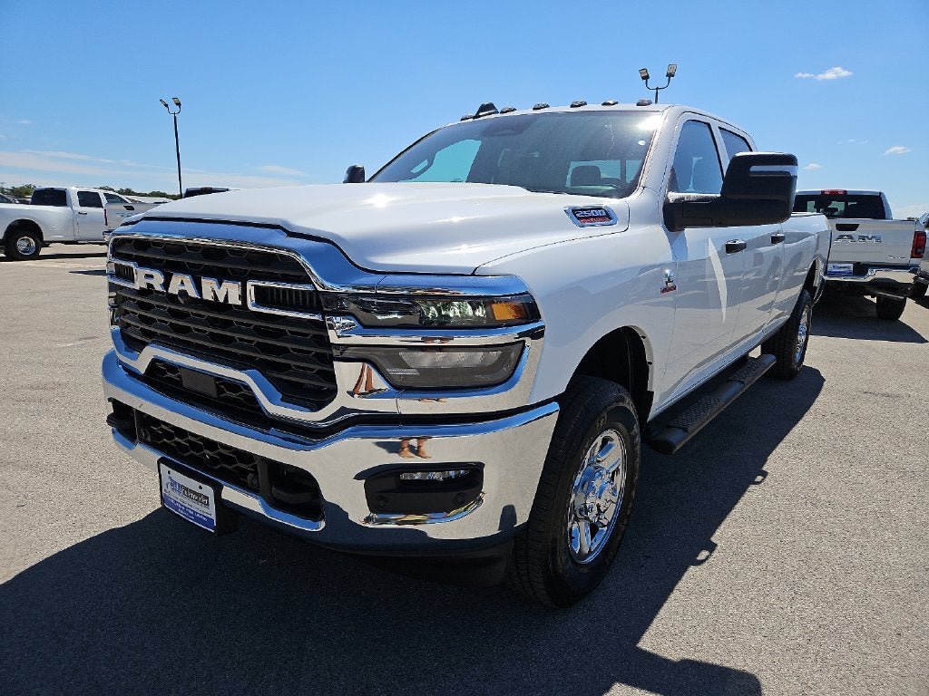 2027 RAM 2500 RAM 2500 TRADESMAN CREW CAB 4X4 8' BOX