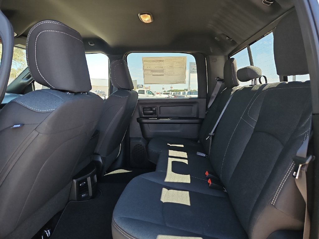 2027 RAM 2500 RAM 2500 TRADESMAN CREW CAB 4X4 8' BOX