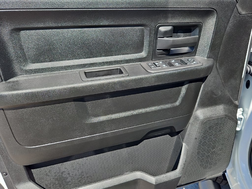 2027 RAM 2500 RAM 2500 TRADESMAN CREW CAB 4X4 8' BOX
