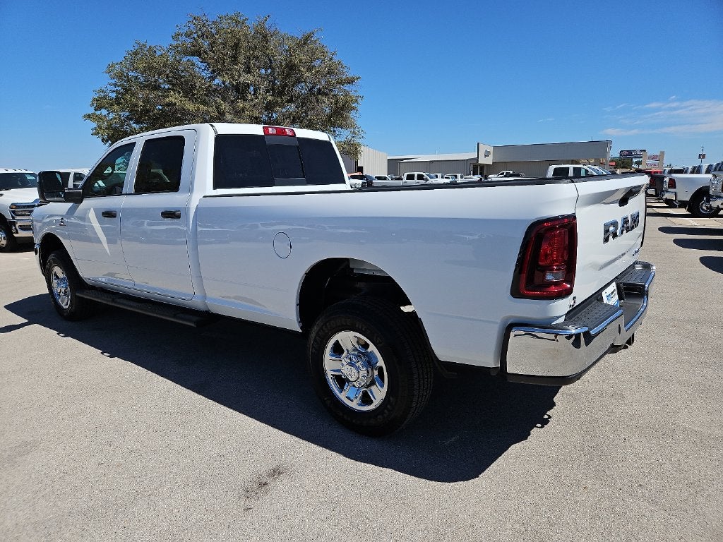 2027 RAM 2500 RAM 2500 TRADESMAN CREW CAB 4X4 8' BOX