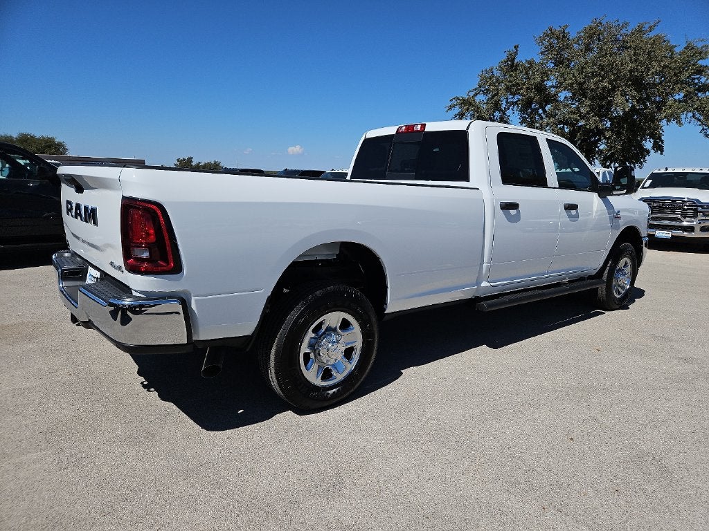 2027 RAM 2500 RAM 2500 TRADESMAN CREW CAB 4X4 8' BOX