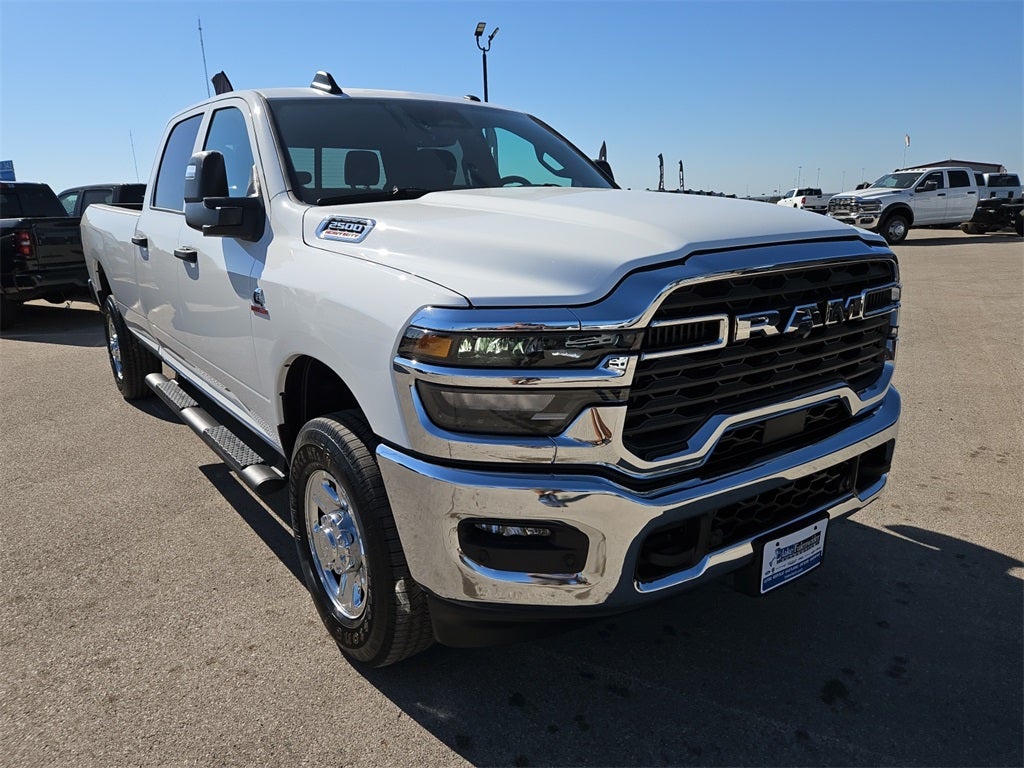 2026 RAM Ram 2500 RAM 2500 TRADESMAN CREW CAB 4X4 8' BOX