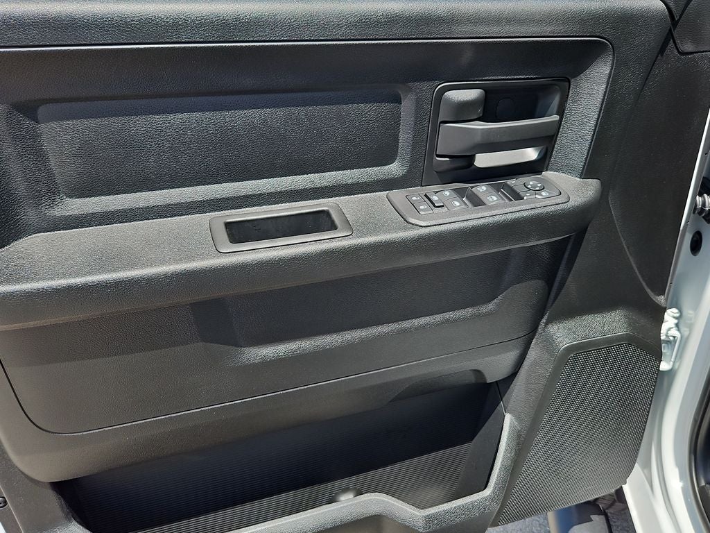 2026 RAM 2500 RAM 2500 TRADESMAN CREW CAB 4X4 8' BOX
