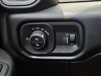 2026 RAM 2500 RAM 2500 TRADESMAN CREW CAB 4X4 8' BOX