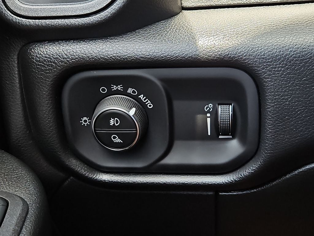 2026 RAM 2500 RAM 2500 TRADESMAN CREW CAB 4X4 8' BOX