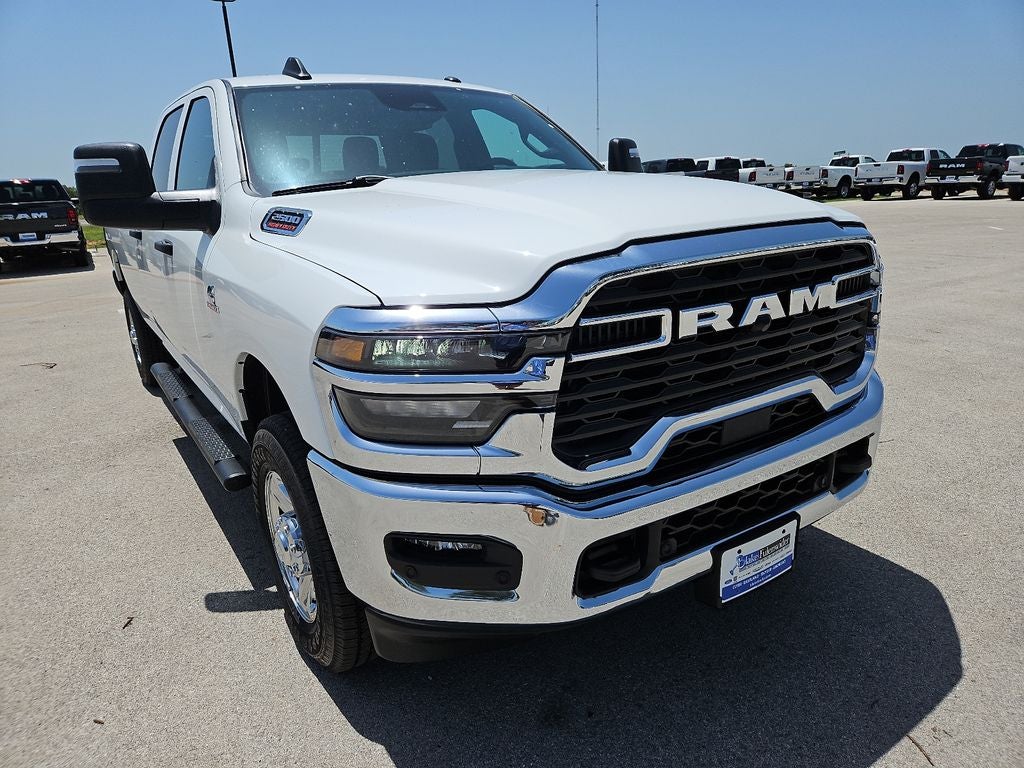 2026 RAM 2500 RAM 2500 TRADESMAN CREW CAB 4X4 8' BOX