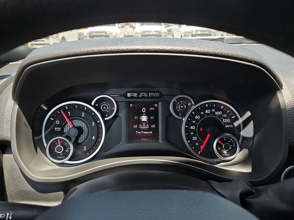 2026 RAM 2500 RAM 2500 TRADESMAN CREW CAB 4X4 8' BOX