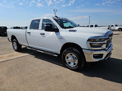 2027 RAM 2500 RAM 2500 TRADESMAN CREW CAB 4X4 8' BOX