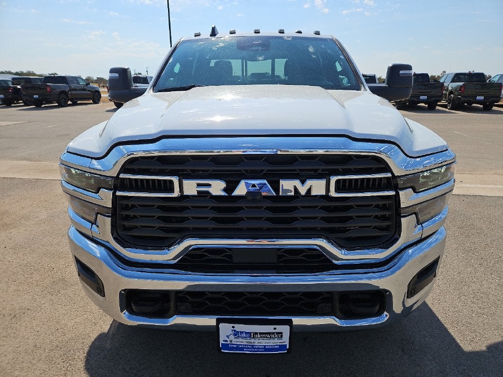 2027 RAM 2500 RAM 2500 TRADESMAN CREW CAB 4X4 8' BOX
